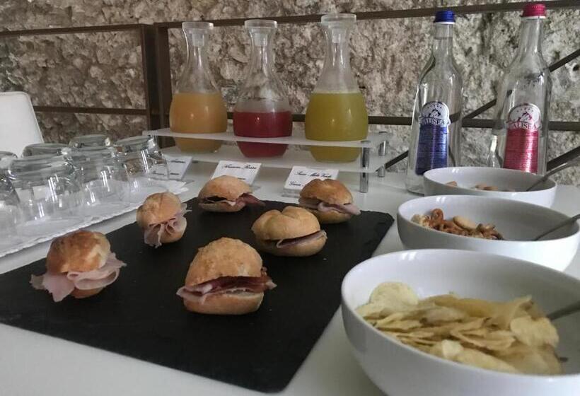 تختخواب و صبحانه Antico Borgo Chieti