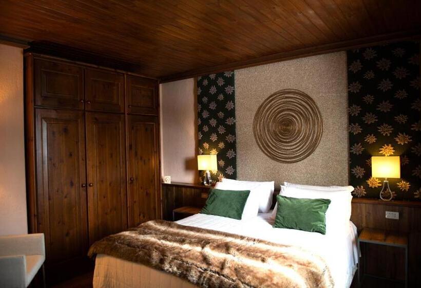 تختخواب و صبحانه Le Samovar Guest House