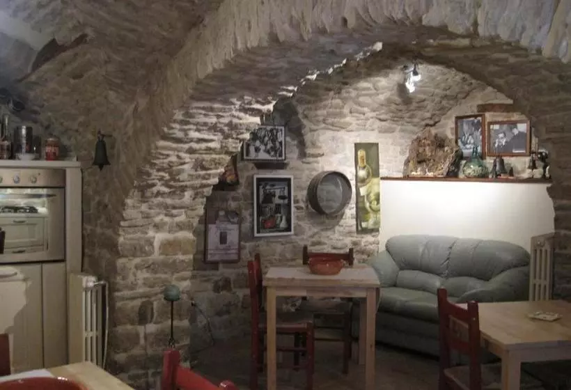 Aamiaismajoitus (B&B) Locanda La Campana