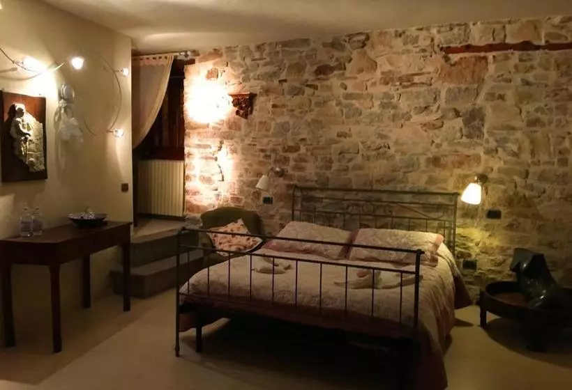 Aamiaismajoitus (B&B) Locanda La Campana