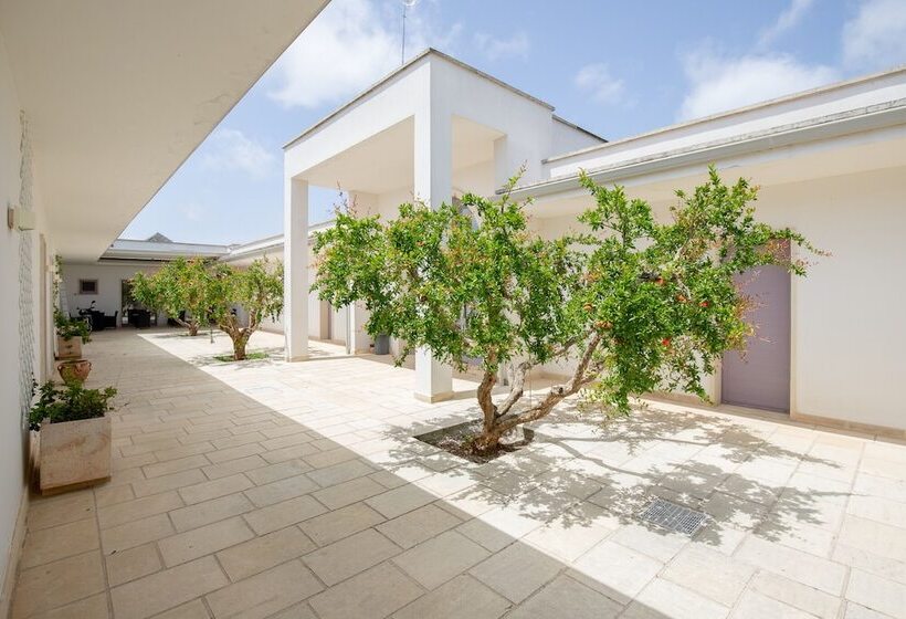Corte Dei Melograni Hotel Resort