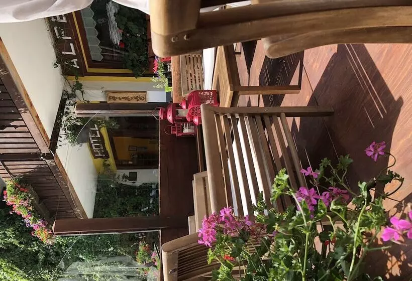 ホテル Albergo Alpenrose Ski&bike Mountain