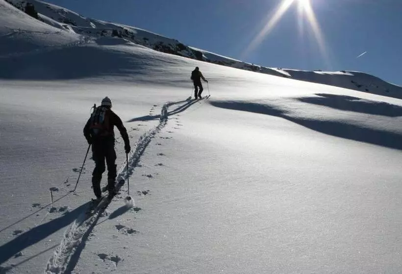 ホテル Albergo Alpenrose Ski&bike Mountain