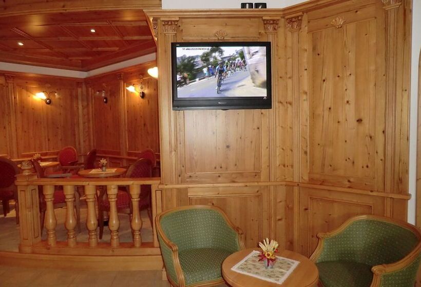 酒店 Garnì Costa Verde