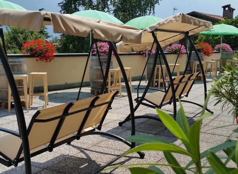 Отель Casa Albergo Sorriso