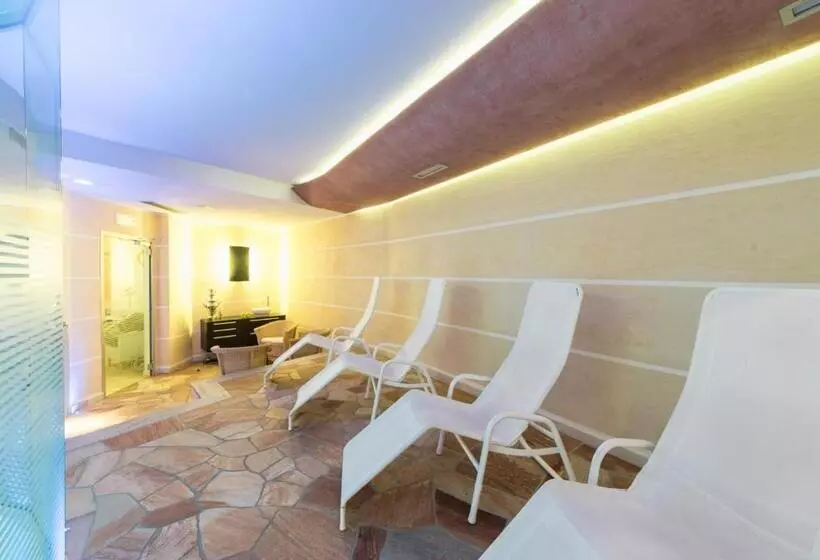 Hotelli Chalet Caminetto