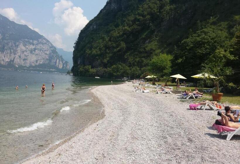 בית מלון כפרי Nautilus