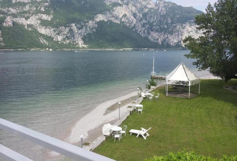 בית מלון כפרי Nautilus