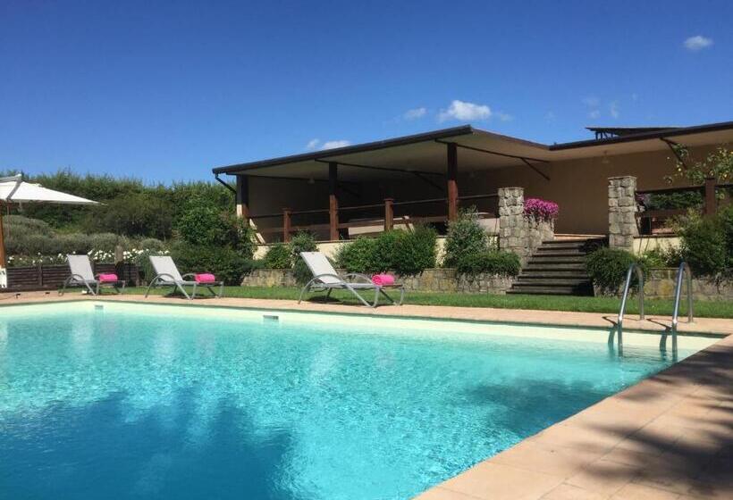 هتل Podere Dell'arco Country Charme