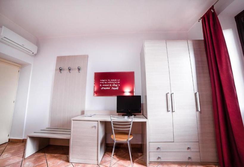 בית מלון כפרי Ristorante Moderno