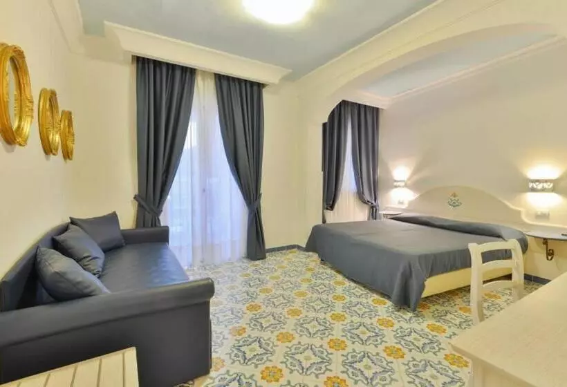 La Pineta Hotel Beach & Spa