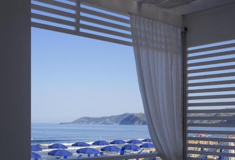 La Pineta Hotel Beach & Spa