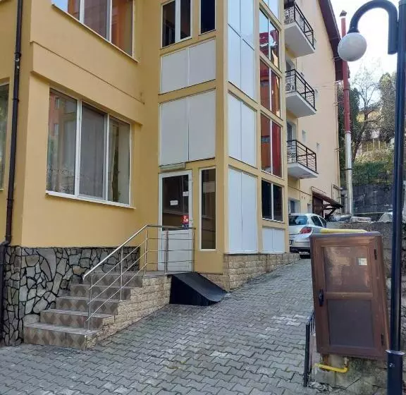 Hotel Alice