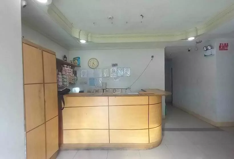 Oyo 1066 Dorotello Apartelle