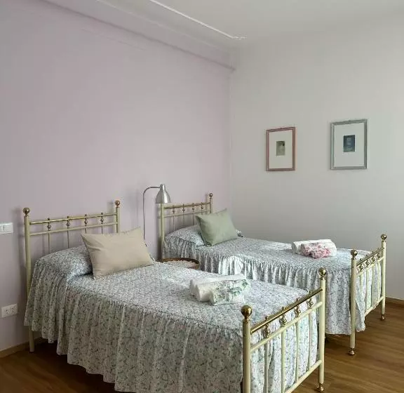 ペンション Lucignolo