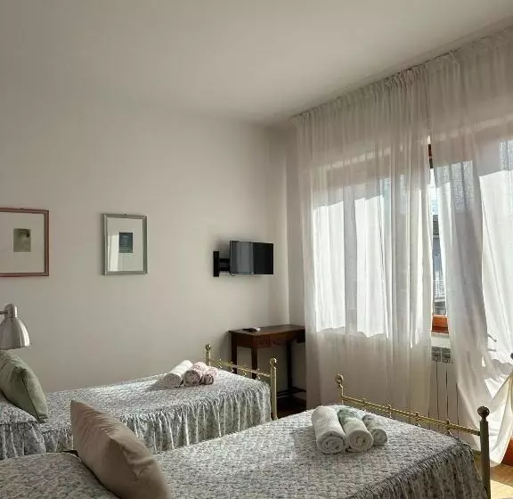 ペンション Lucignolo