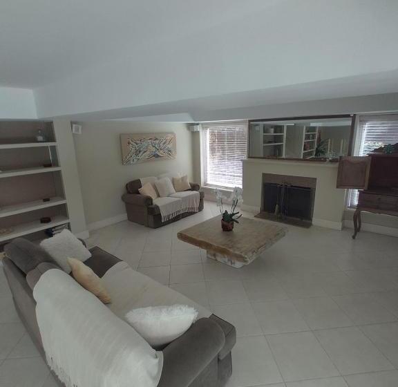 ユースホステル Suíte Pousada Do Lago