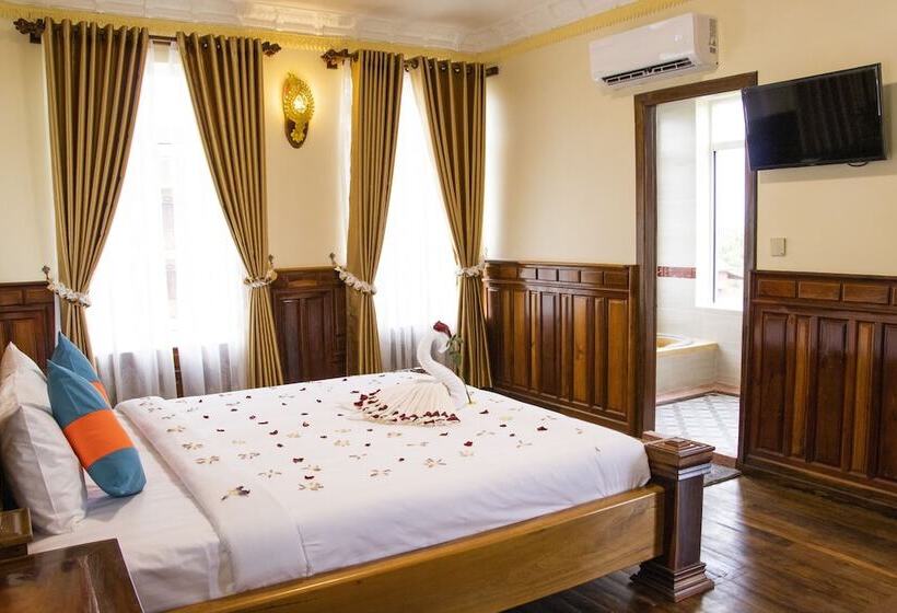 בית מלון כפרי Puok