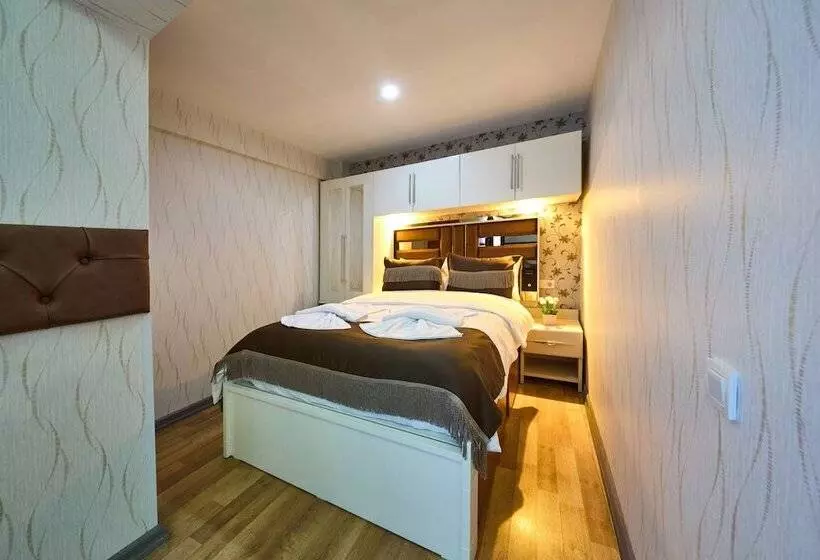 هتل By Aydın Suites