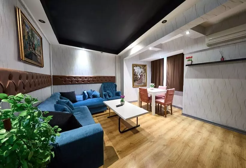 هتل By Aydın Suites