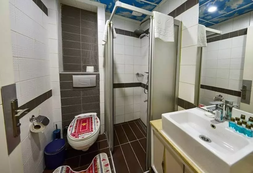 هتل By Aydın Suites