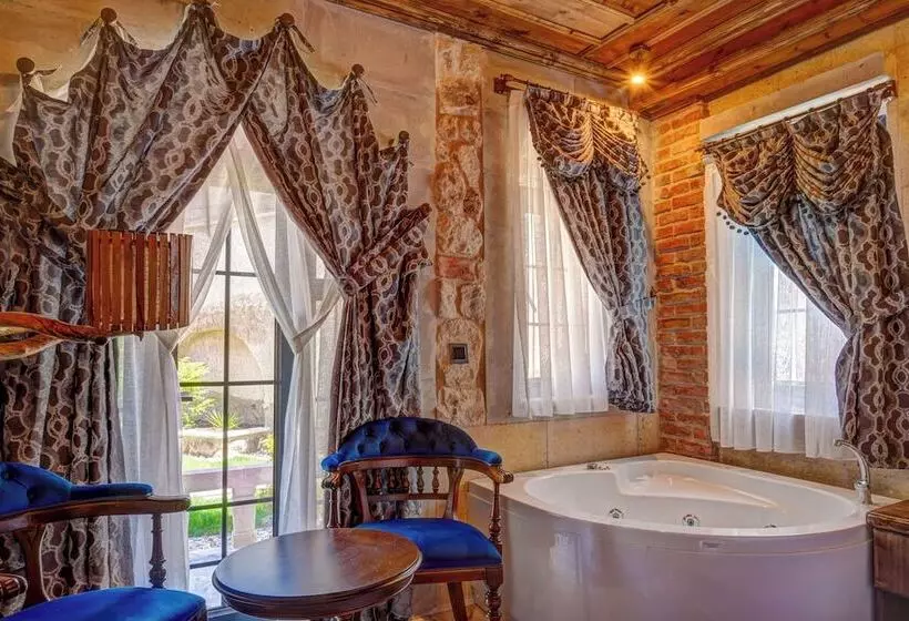 Hotelli Cappadocia Chiaro