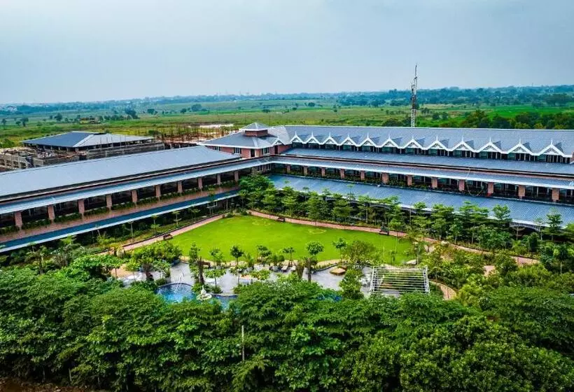 ホテル Mayfair Oasis Resort & Convention