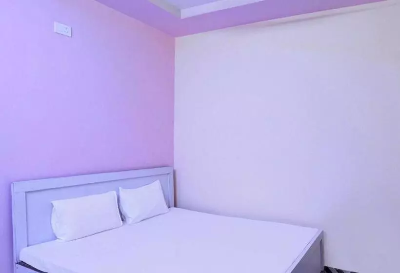 ホテル Oyo 82441 Grand Palace