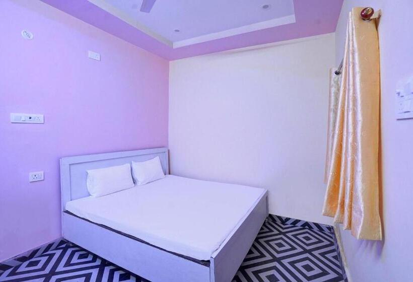 酒店 Oyo 82441 Grand Palace