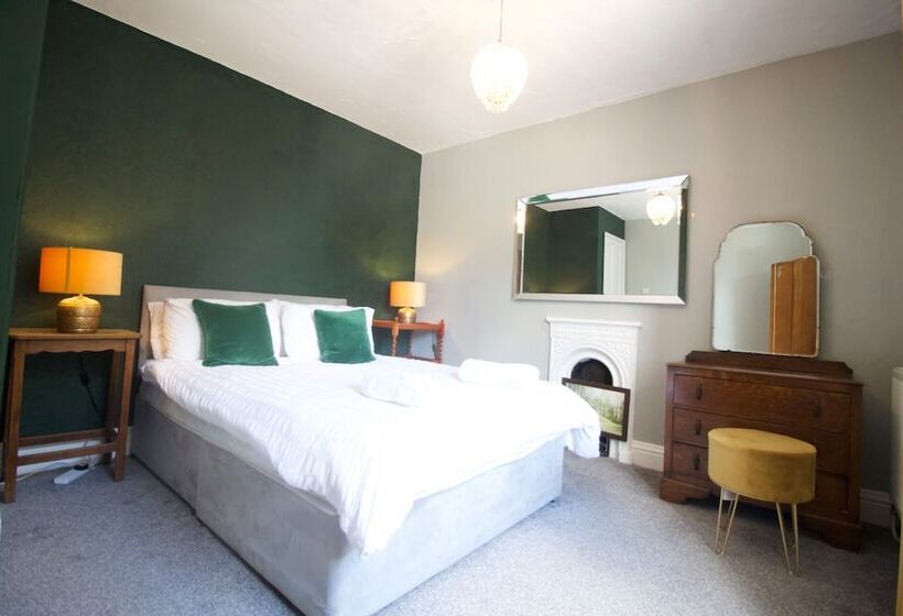 Bed and Breakfast The New Inn 1730