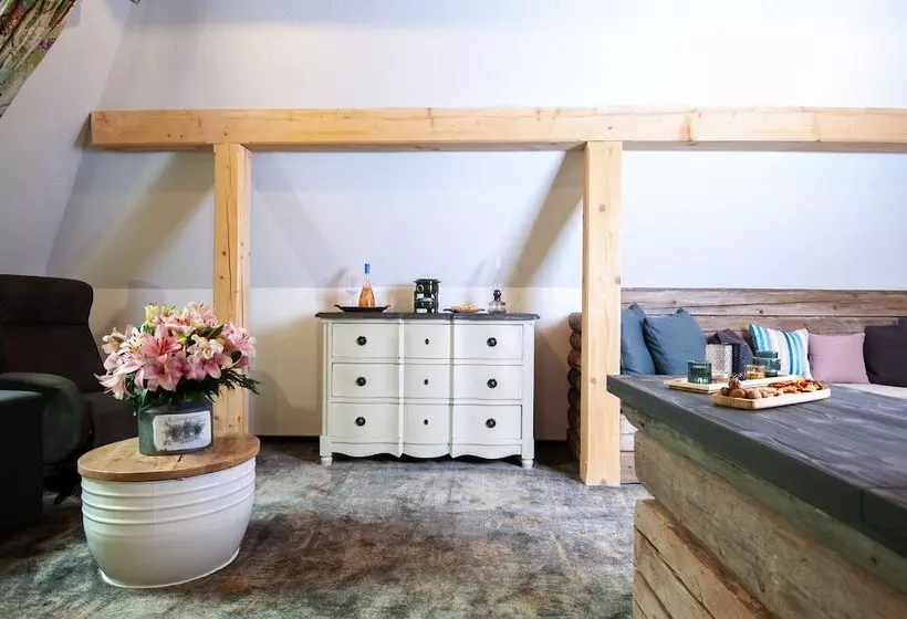 Hotelli Timian Chalet