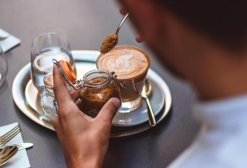 هاستل Second Life In Piran   Hotel Zala Piran