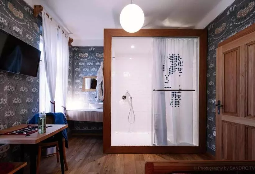 Pr Gavedarjo Eco Heritage B&b