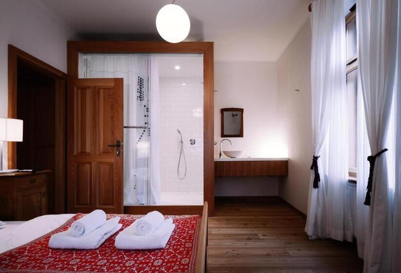 Pr Gavedarjo Eco Heritage B&b