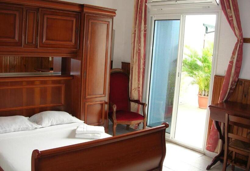 هتل Hôtel Le Nathania