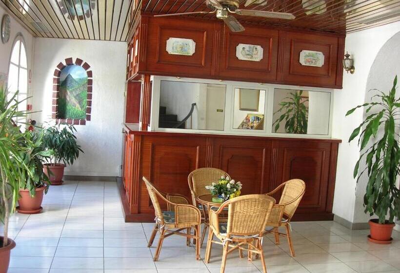 هتل Hôtel Le Nathania