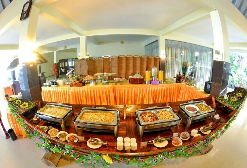 هتل Ocean Blue Ngwe Saung Beach