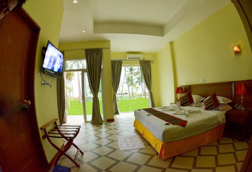 هتل Ocean Blue Ngwe Saung Beach