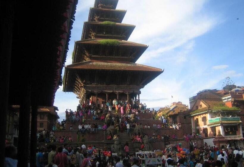هتل Planet Bhaktapur