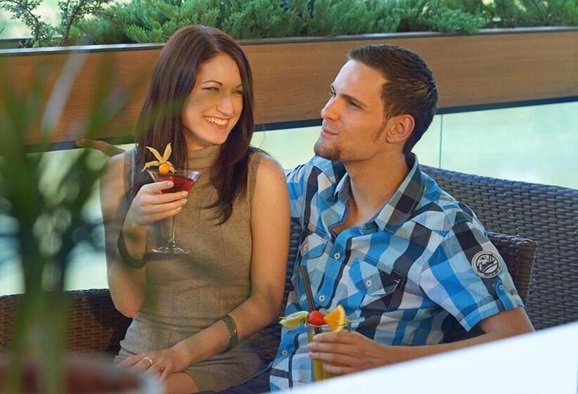 בית מלון כפרי River