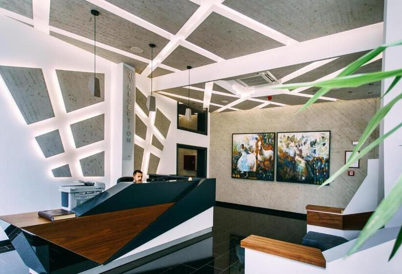 هتل Romantique Veles