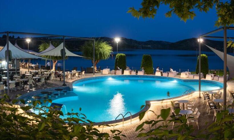 هتل Romantique Veles