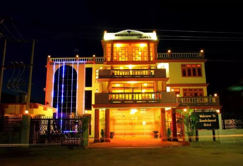 هتل Sandalwood