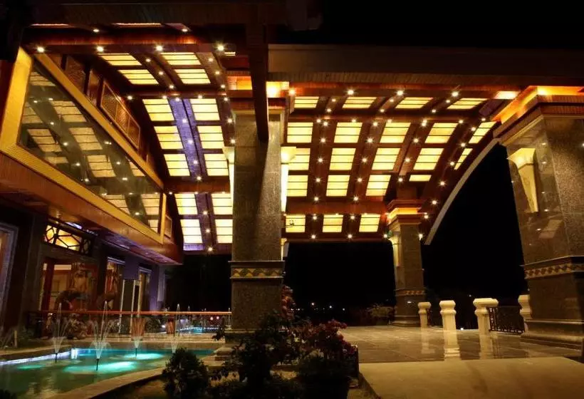 هتل New Aye Yar , Nay Pyi Taw