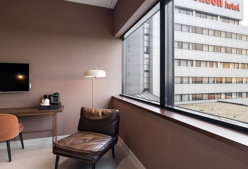 Corendon Amsterdam Schiphol Airport, a Tribute Portfolio Hotel