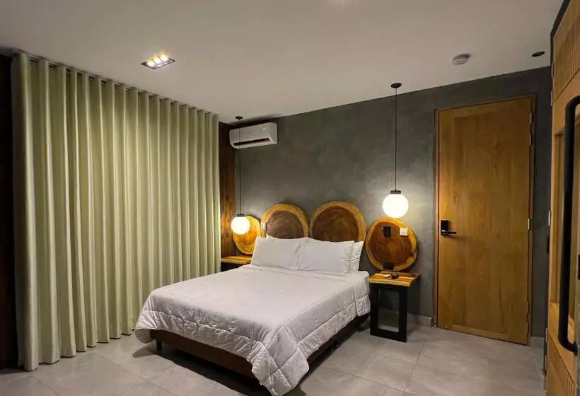 Hotelli Zelva Poblado