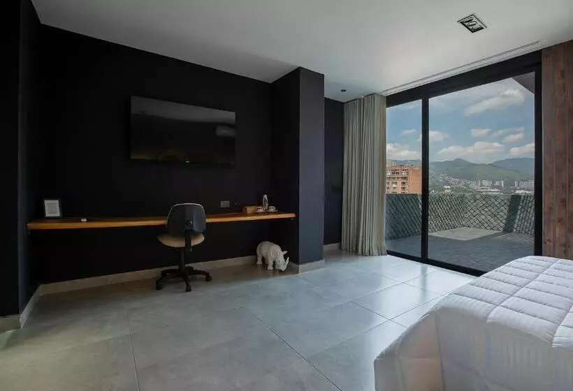 Hotelli Zelva Poblado