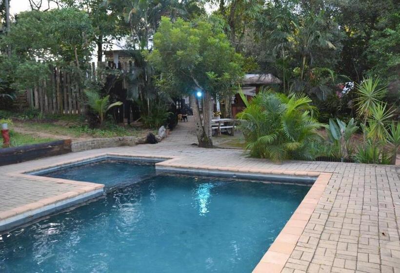 הוסטל Hazyview Adventure Backpackers