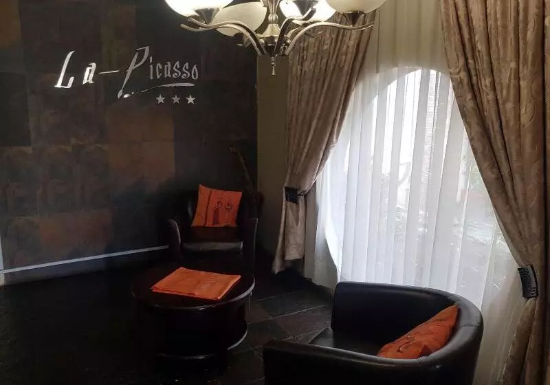 ベッドアンドブレックファースト La Picasso Guesthouse