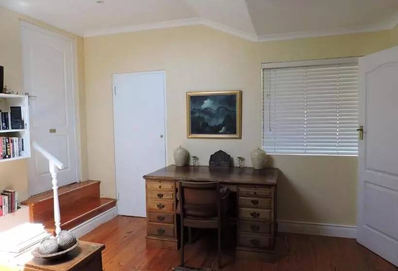 Bed & Breakfast Riverlea